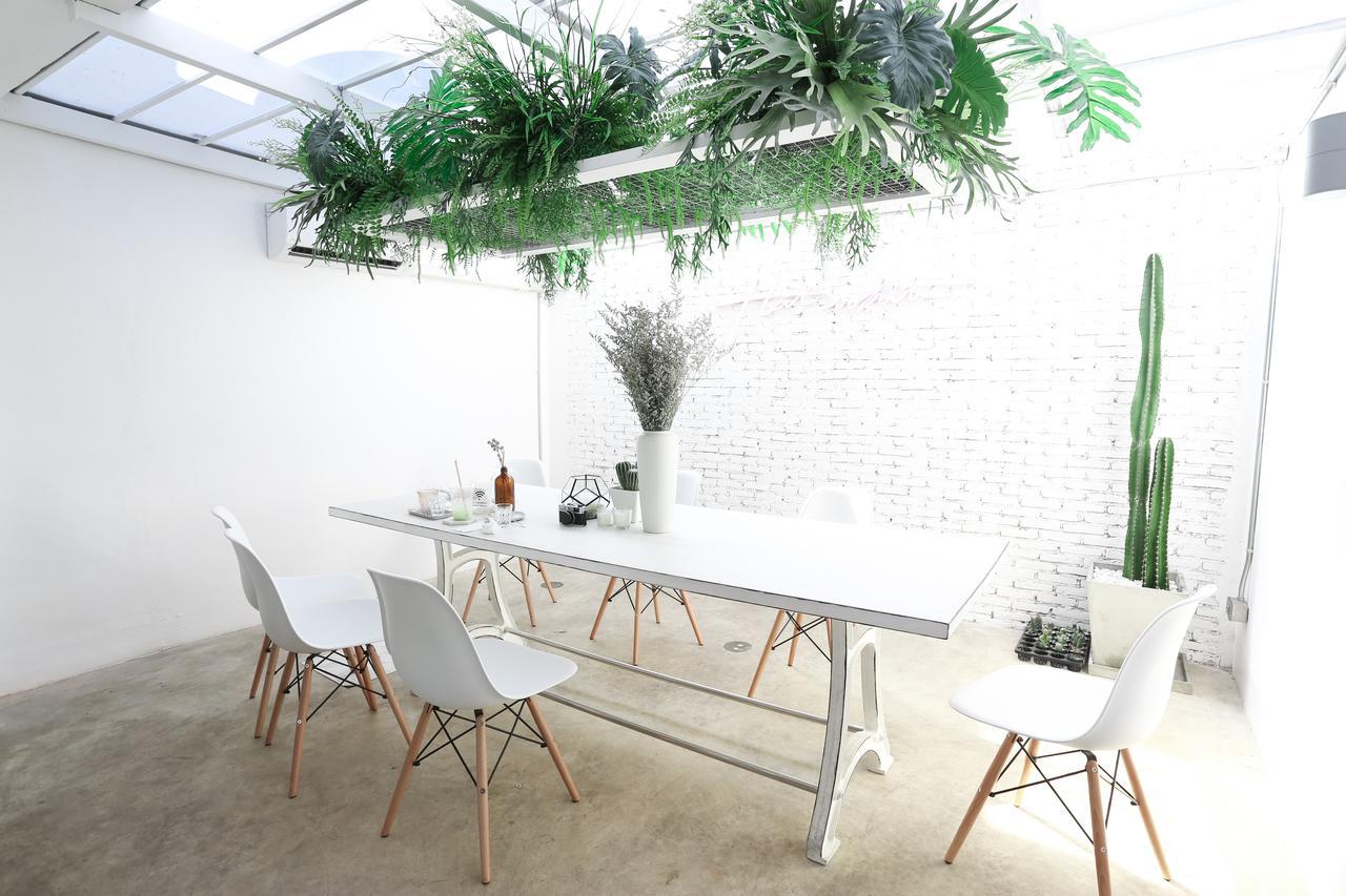 Albergue Flat White Cafe X Poshtel Lampang Exterior foto